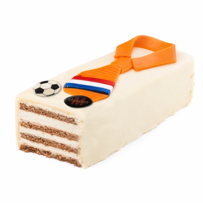 WK Schnitte met oranje stropdas